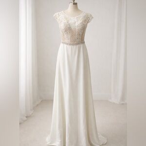 Elegant Lace Illusion Back Wedding Dress – Ivory